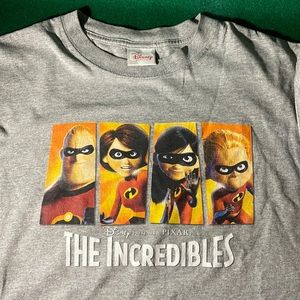 Vintage Incredibles Tshirt Disney tag